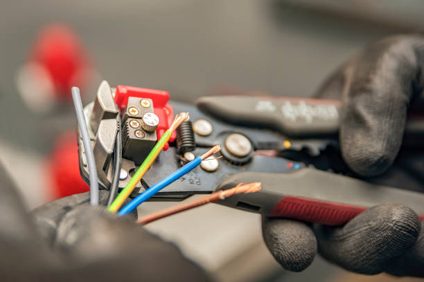Best Circuit Breaker Repair  in Sheboygan, WI
